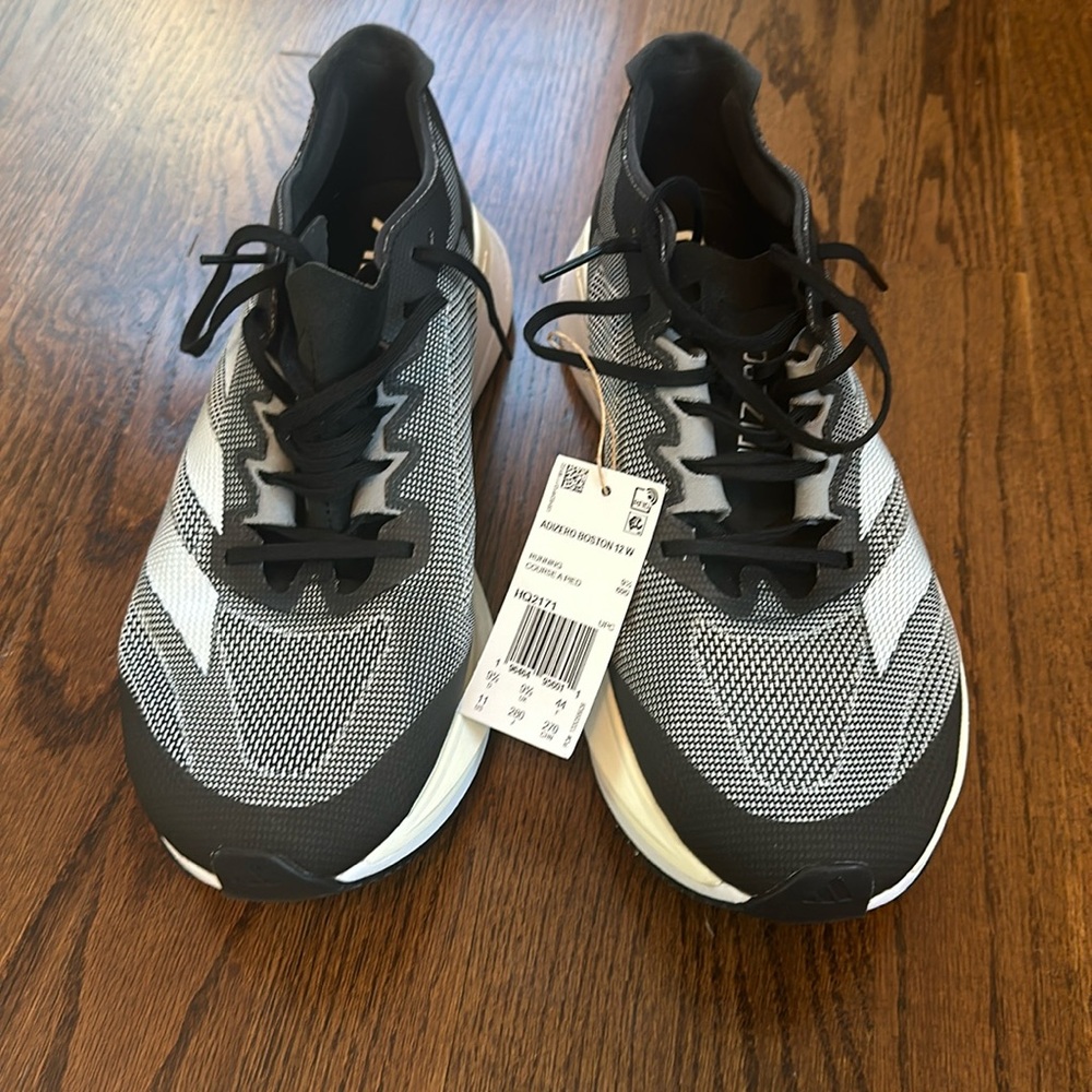 Women’s adidas Adizero Boston 12 sz 11- NWT